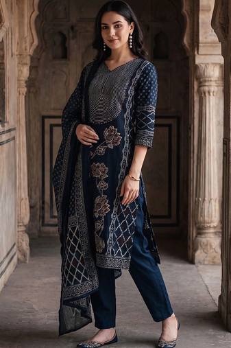 Women Ethnic Motifs Printed Regular Pure Cotton Kurta with Trousers & With Dupatta