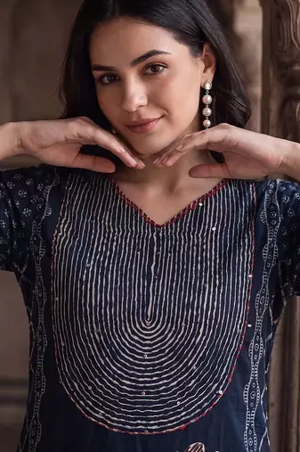Women Ethnic Motifs Printed Regular Pure Cotton Kurta with Trousers & With Dupatta