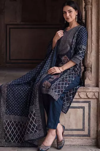 Women Ethnic Motifs Printed Regular Pure Cotton Kurta with Trousers & With Dupatta