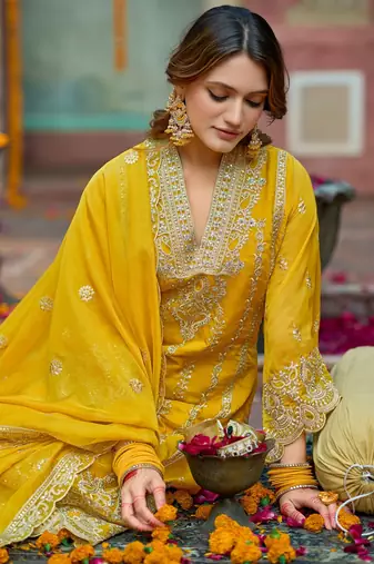 Floral Embroidered V-Neck Zari Organza Kurta With Trousers And Dupatta