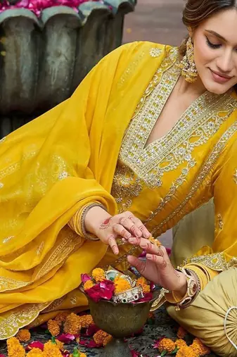 Floral Embroidered V-Neck Zari Organza Kurta With Trousers And Dupatta