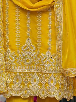 Floral Embroidered V-Neck Zari Organza Kurta With Trousers And Dupatta 7