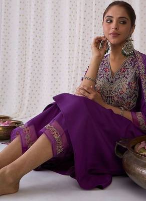 Women Ethnic Motifs Embroidered Anarkali Kurta with Trousers & Dupatta 7