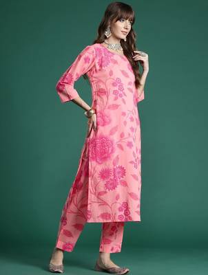 Floral Printed Pure Cotton Kurta with Trousers & With Dupatta 6