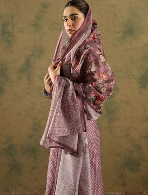 Floral Printed Thread Work Chanderi Silk Straight Kurta with Trouser & Dupatta 7