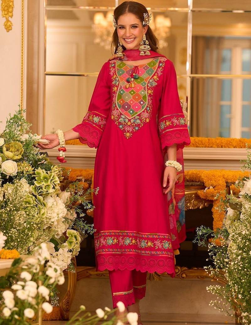Floral Embroidered Thread Work A-Line Kurta With Trousers & Dupatta