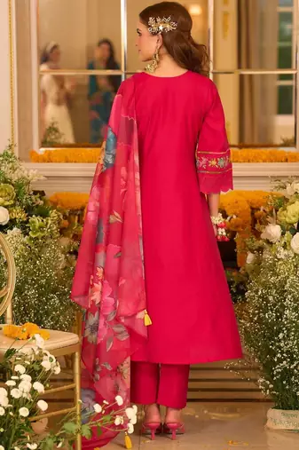Floral Embroidered Thread Work A-Line Kurta With Trousers & Dupatta