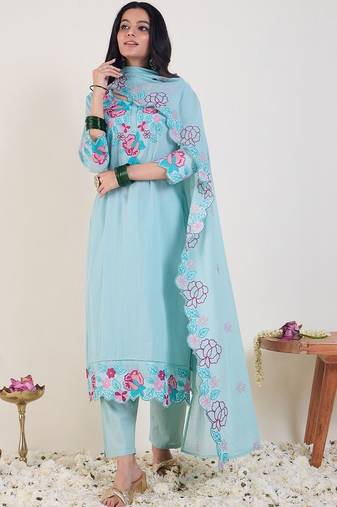 Floral Embroidered Thread Work Pure Cotton Straight Kurta & Trousers With Dupatta