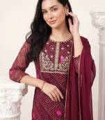 Women Bandhani Printed Regular Thread Work Kurta with Trousers & With Dupatta