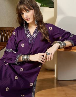 Women Ethnic Motifs Printed Regular Thread Work Pure Cotton Kurta with Trousers 6