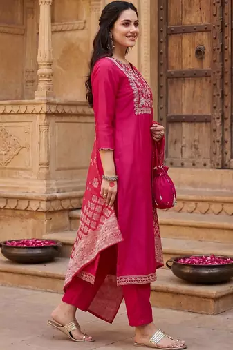 Women Ethnic Motifs Embroidered Regular Thread Work Kurta with Trousers & With Dupatta