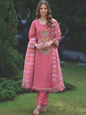 Women Animal Embroidered Regular Sequinned Kurta with Trousers & With Dupatta 1