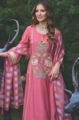 Women Animal Embroidered Regular Sequinned Kurta with Trousers & With Dupatta