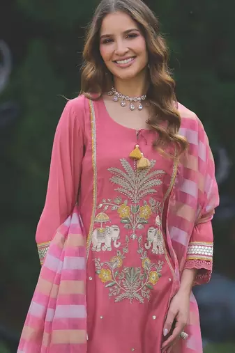 Women Animal Embroidered Regular Sequinned Kurta with Trousers & With Dupatta