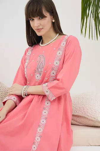 Floral Embroidered Thread Work Pure Cotton Kurta With Trousers