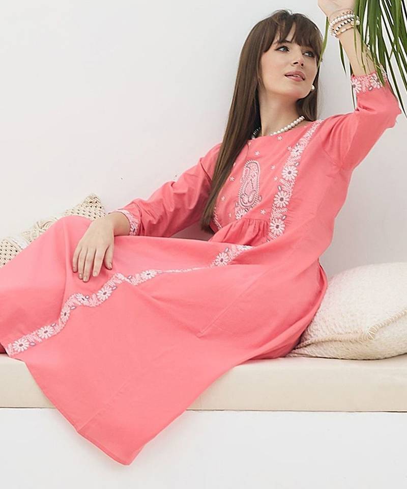 Floral Embroidered Thread Work Pure Cotton Kurta With Trousers