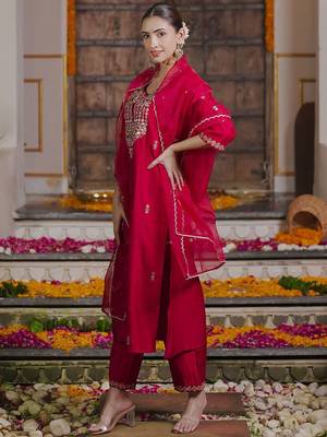Embroidered Sequinned Straight Kurta With Trousers & Dupatta 4