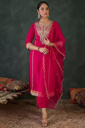 Women Ethnic Motifs Embroidered Regular Kurta with Trousers & With Dupatta