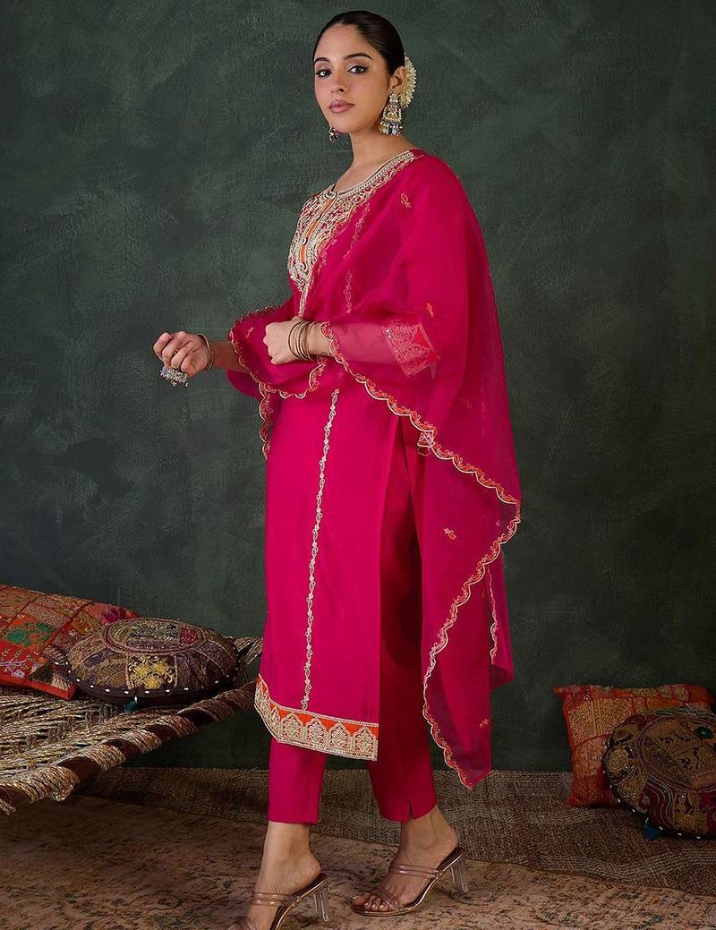 Women Ethnic Motifs Embroidered Regular Kurta with Trousers & With Dupatta