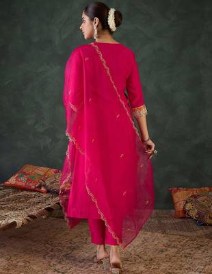 Women Ethnic Motifs Embroidered Regular Kurta with Trousers & With Dupatta 4