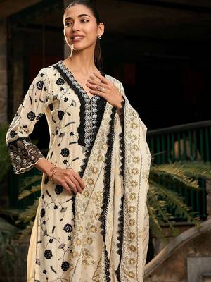 V Neck Floral Embroidered Thread Work Pure Cotton Kurta with Trouser & Dupatta 2