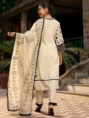 V Neck Floral Embroidered Thread Work Pure Cotton Kurta with Trouser & Dupatta 5