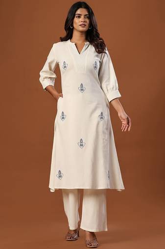 Women Ethnic Motifs Embroidered Regular Thread Work Pure Cotton Kurta with Palazzos