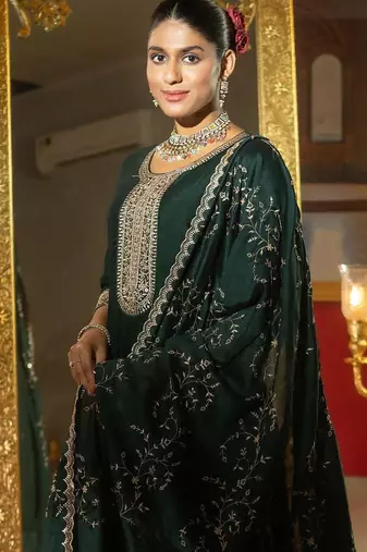 Ethnic Motifs Embroidered Regular Anarkali Kurta With Trousers & Dupatta