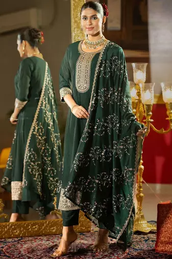 Ethnic Motifs Embroidered Regular Anarkali Kurta With Trousers & Dupatta