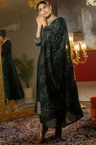 Ethnic Motifs Embroidered Regular Anarkali Kurta With Trousers & Dupatta