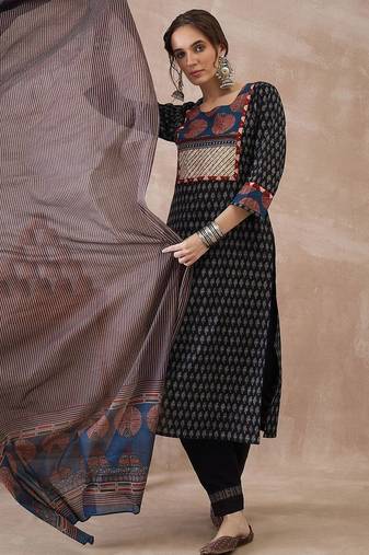 Women Ethnic Motifs Printed Regular Pure Cotton Kurta with Trousers & With Dupatta