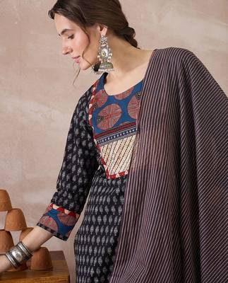 Women Ethnic Motifs Printed Regular Pure Cotton Kurta with Trousers & With Dupatta 2