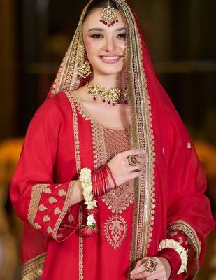 Women Ethnic Motifs Embroidered A-Line Kurta with Trousers & Dupatta 2