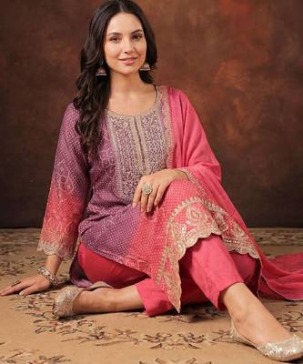 Women Bandani Print Regular Gotta Patti Kurta with Trousers & Dupatta 5