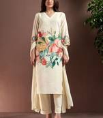 Women Floral Printed Regular Kurta with Trousers & With Dupatta