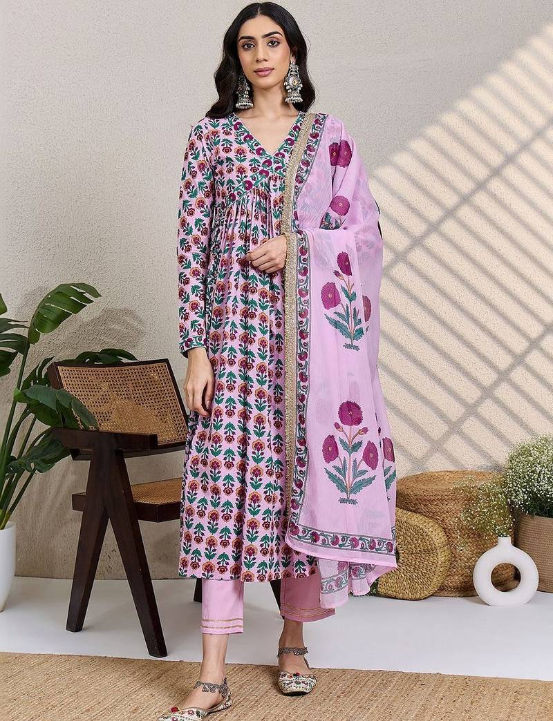 Women Floral Printed Empire Gotta Patti Pure Cotton Kurta with Trousers & With Dupatta