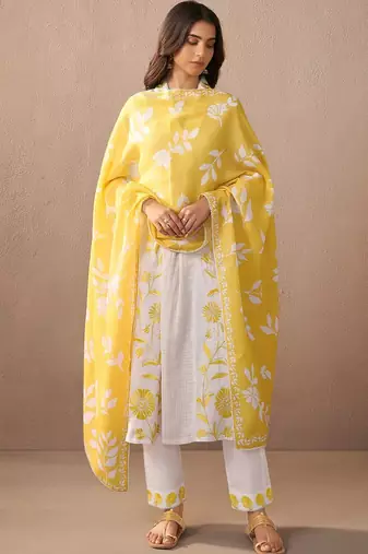 Floral Embroidered Thread Work Pure Cotton A-Line Kurta with Trouser & Dupatta