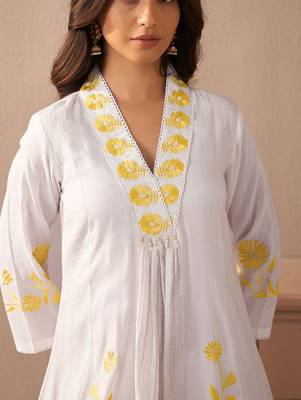 Floral Embroidered Thread Work Pure Cotton A-Line Kurta with Trouser & Dupatta 2