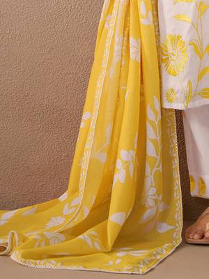 Floral Embroidered Thread Work Pure Cotton A-Line Kurta with Trouser & Dupatta 6