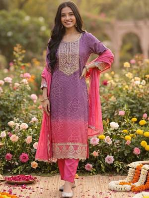 Women Leheriya Dyed Regular Sequinned Kurta with Trousers & With Dupatta 4