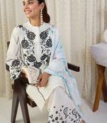 Women Floral Embroidered Regular Thread Work Cotton Kurta with Palazzos & Dupatta