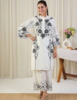 Women Floral Embroidered Regular Thread Work Cotton Kurta with Palazzos & Dupatta 6
