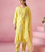 Women Floral Embroidered Kurta with Trousers & Dupatta