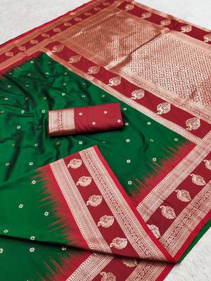 Green soft banarasi silk saree with zari weaving  design with contrast blouse 2