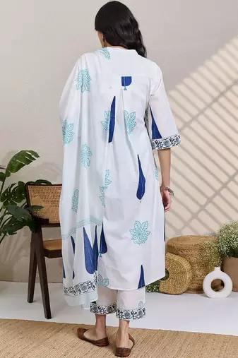 Women Ethnic Motifs Printed Pleated Pure Cotton Kurta with Trousers & With Dupatta