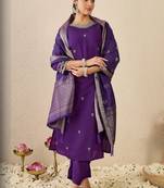 Women Ethnic Motifs Embroidered Regular Kurta with Patiala & Dupatta