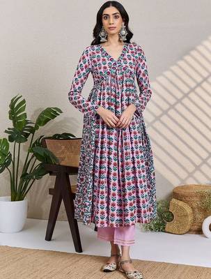 Women Floral Printed Empire Pure Cotton Kurta with Trousers & With Dupatta 7