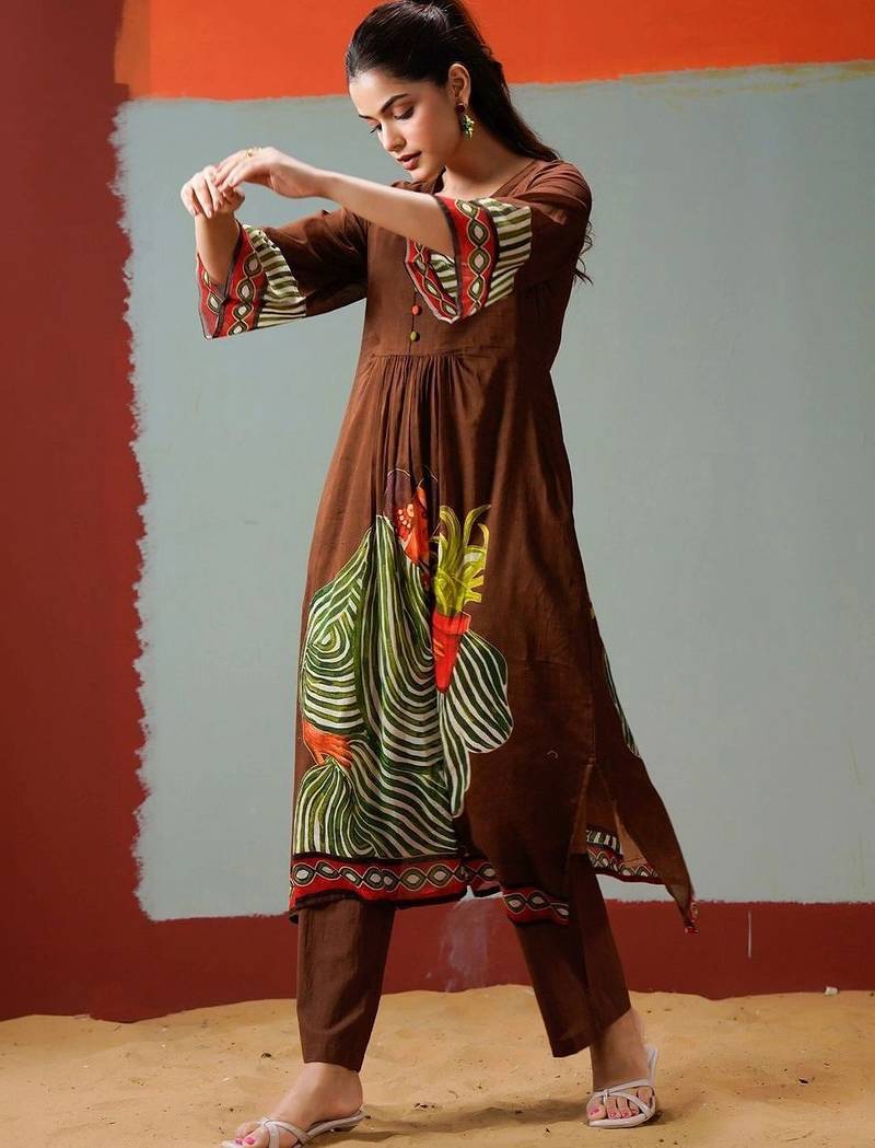 Women Printed Regular Pure Cotton Kurta with Trousers