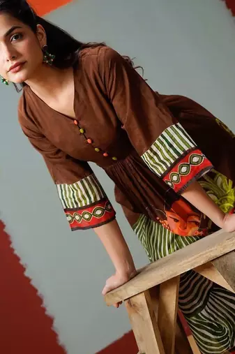 Women Printed Regular Pure Cotton Kurta with Trousers