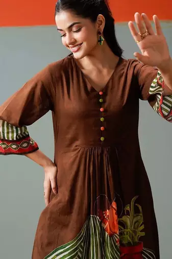Women Printed Regular Pure Cotton Kurta with Trousers